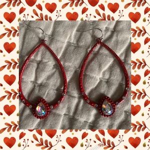 RED TEARDROP METAL EARRINGS